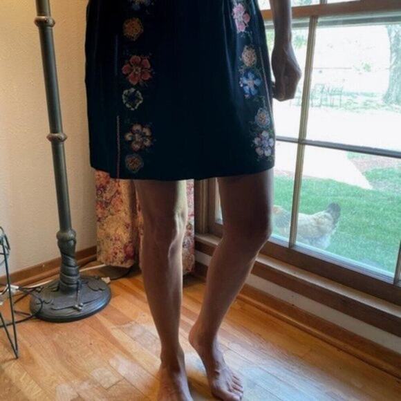 Chloe Embroidered crepe mini skirt navy size 8 - Picture 9 of 12